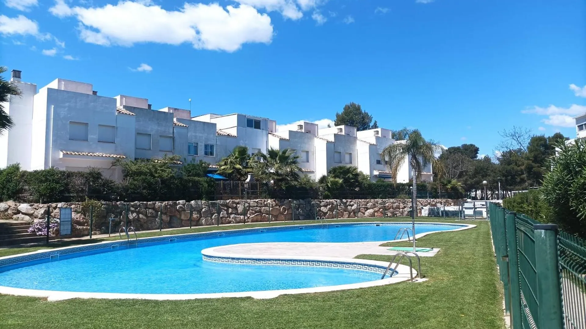 SunAndBed Cumbres Salou